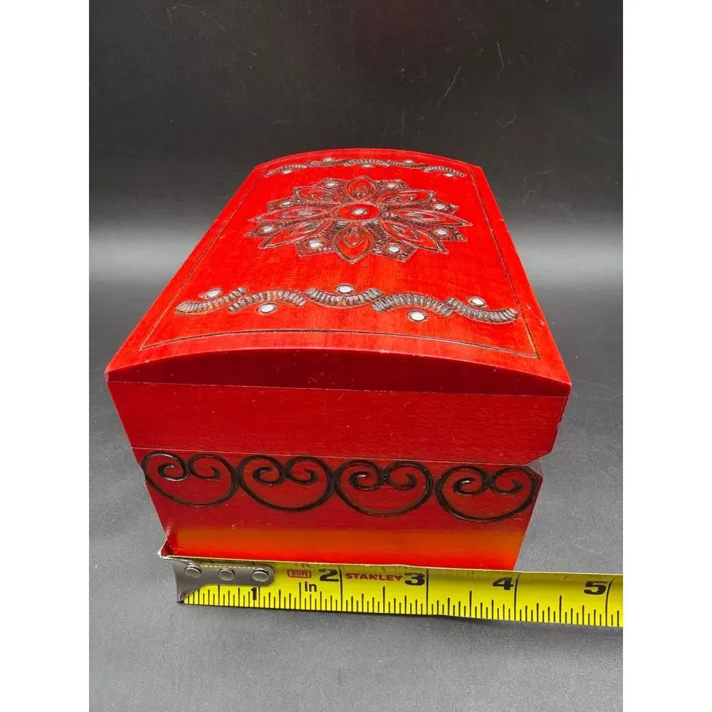 Hand Carved Red Wooden Jewelry Trinket Box Locking Hinged Lid Floral Design 6”